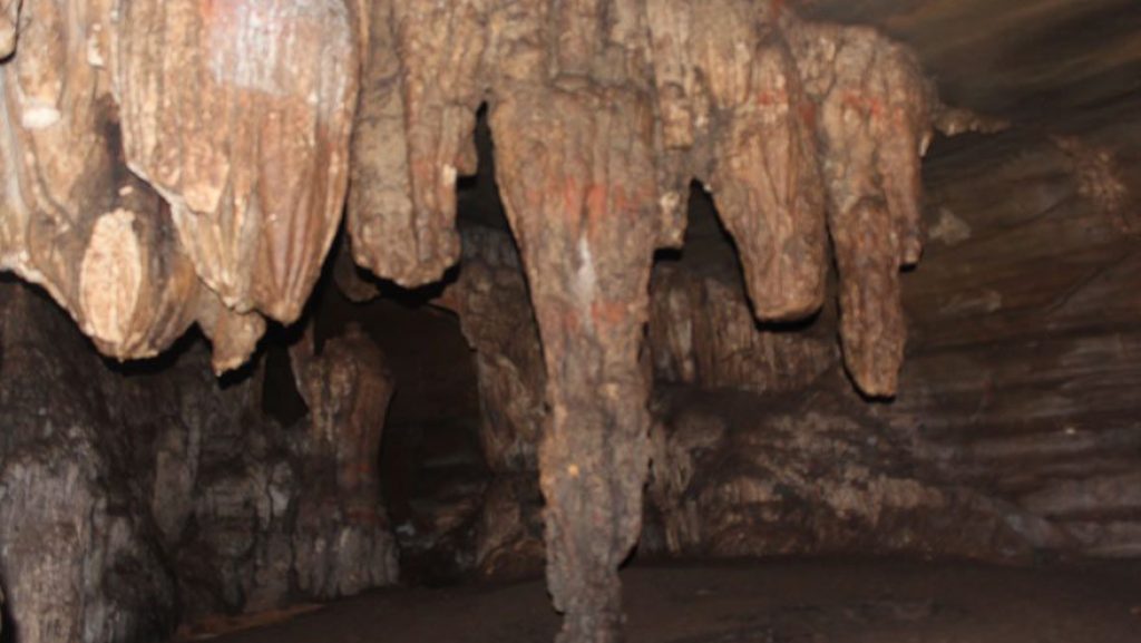 Kotamsar Caves