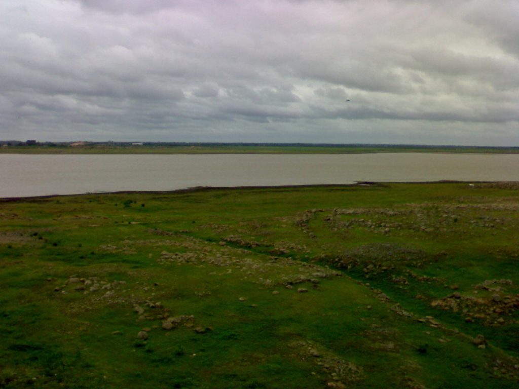 Himayat Sagar Lake