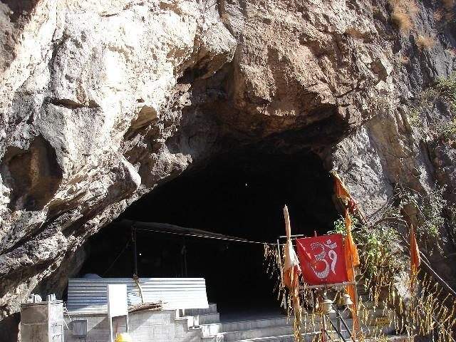 Moungri Cave