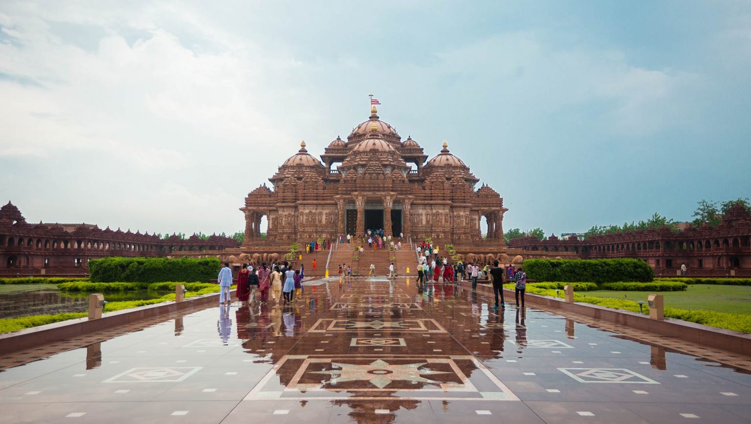 visiting-a-hindu-temple-hinduism-today