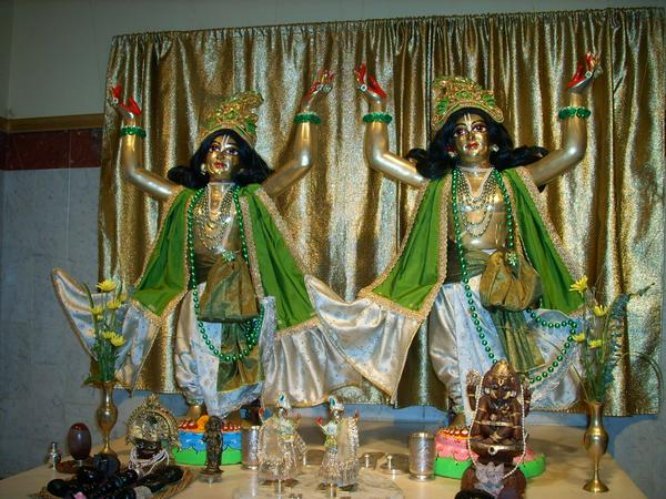 Iskcon Murari Sevaka